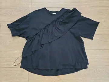 니코앤드 프리단 티셔츠 블랙