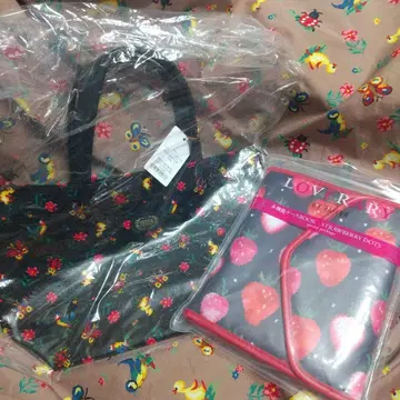 새상품 페이러 하이디 백 비닐 스트로베리 도트