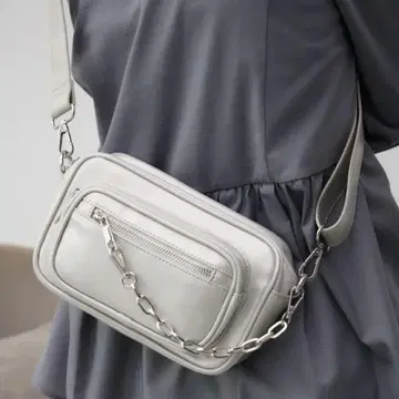 AZUL by moussy 아웃 포켓 스퀘어 숄더백