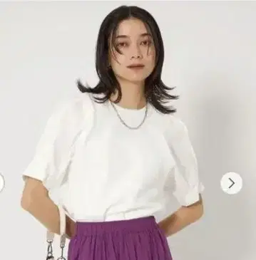 형태 슬리브 풀오버 티셔츠 그린 라벨 릴랙싱 화이트