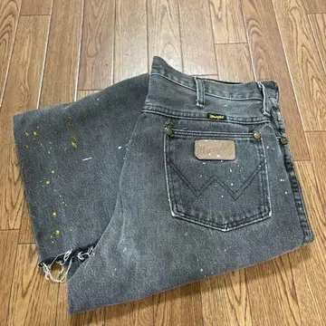 Wrangler black denim w32 미국산