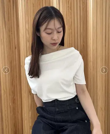 이번 시즌 새상품 FRAY I.D 드레이프 넥 오프숄더 티셔츠