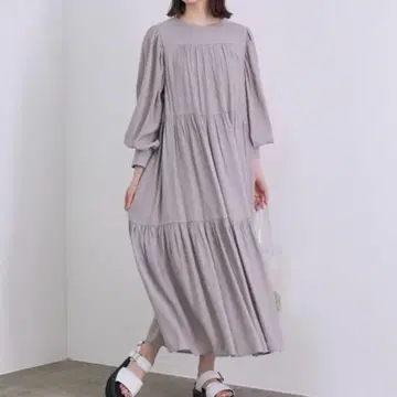 MADEMOISELLE ROPE 그레이 플리츠 원피스
