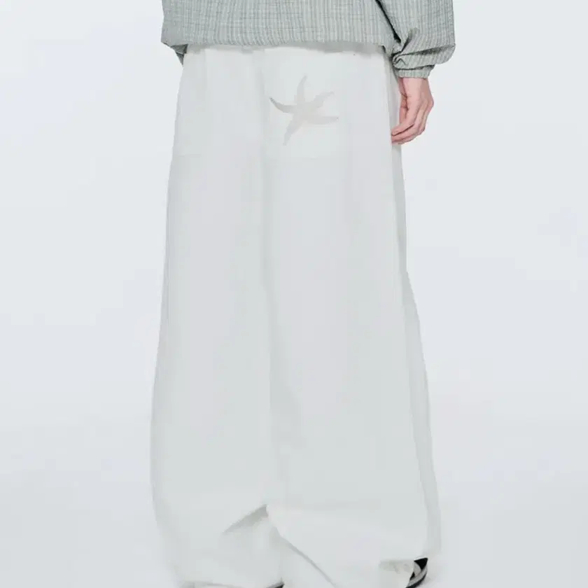 The Coldest Moment TCM starfish chino pants (white on