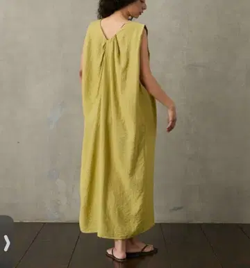 stroove 릴랙스 슬리브리스 원피스 리조트 원피스