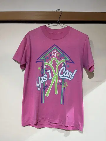 Yes I Can! 그래픽 티셔츠 핑크