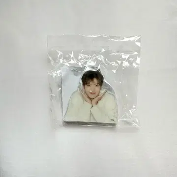 treasure 캡슐 토이 클립 준규