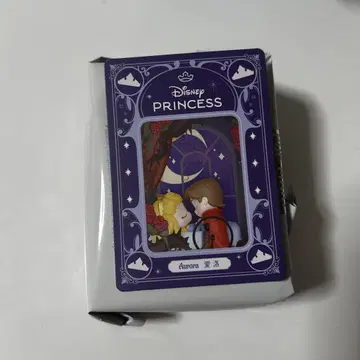 popmart 디즈니 프린세스 오로라 공주 잠자는 숲속의 공주