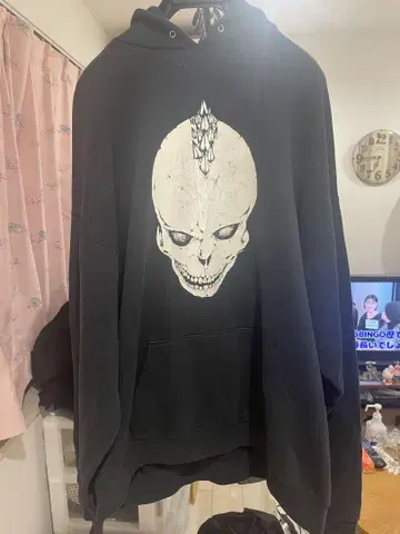 OVERBASS 스컬 프린트 후드티 블랙