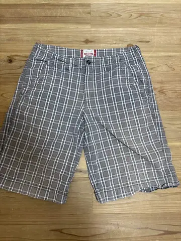 MOSSIMO SUPPLY CO. 체크 무늬 숏 팬츠 32