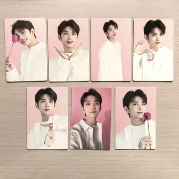 Seventeen cafe in Seoul 조슈아 트레이딩 카드