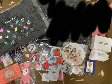 TWICEREADY TO BE 굿즈 세트
