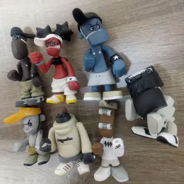 마이클 라우 피규어