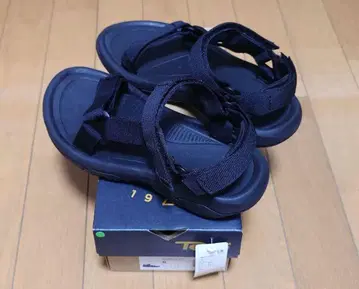 테바 허리케인 XLT2 23cm