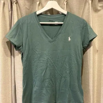 새상품 POLO 그린 V넥 티셔츠