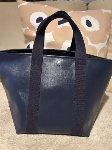 가격 인하! LE CHEVAL DE CLAUDE 토트백 클로드 모토마치