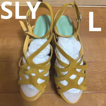 SLY 크로스 벨트 스트랩 청키 힐 통굽 샌들