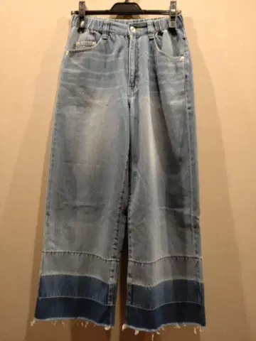 센소유니코 Lucruca 라이트 블루 와이드 레그 데님 프린지 밑단