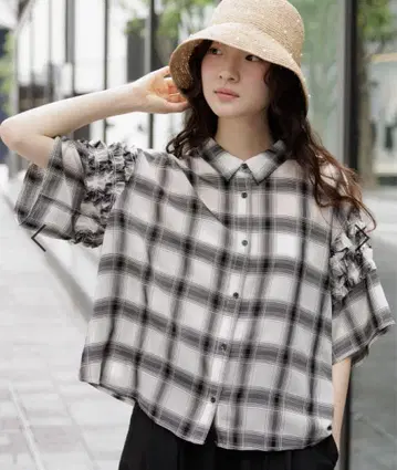 니코앤드 COMFORT 린넨 밴딩 블라우스