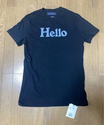 MADISON BLUE 매디슨 블루 HELLO 티셔츠