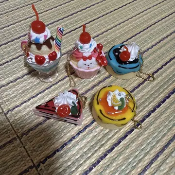 디저트 모티브 키링 세트