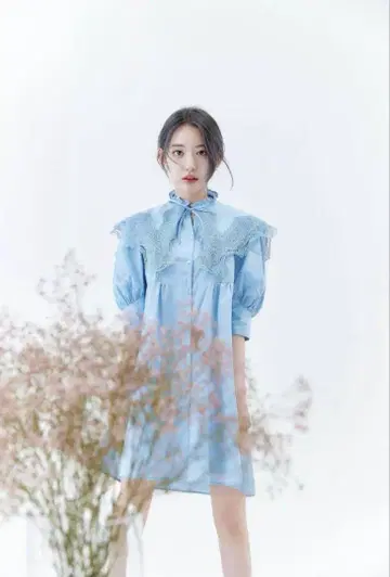 LILY BROWN 레이스 스칼라 미니 원피스 미야와키 사쿠라