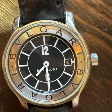 BULGARI 솔로 템포 블랙 가죽 손목시계