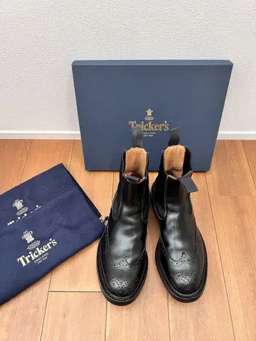Tricker's HENRY 사이드 고어 부츠 윙 칩 블랙 7.5
