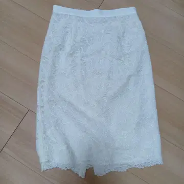 핑키앤다이안 레이스 타이트 스커트