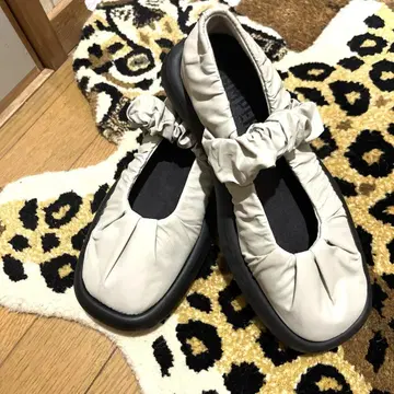 CAMPER ONDA 플랫슈즈 36 그레이 새상품급 미사용품
