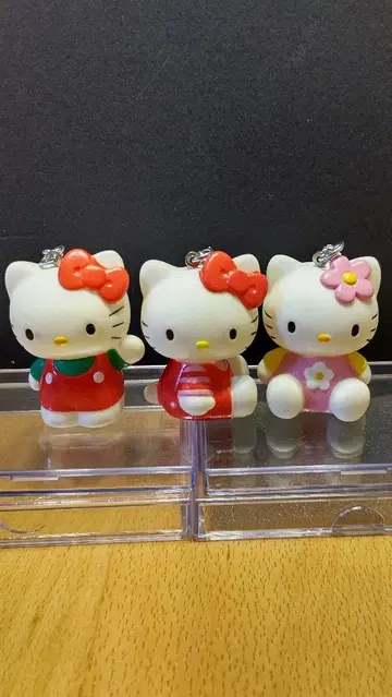 헬로키티 소프트 비닐 키링 3개 세트