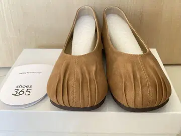 shoes 365 브라운 플랫 슈즈 장식 주름 펌프스 브라운 24.5