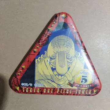 도쿄 원피스 타워  톤가리  벌스데이  캔뱃지  바스코  샷
