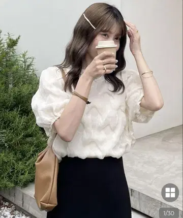 nugu aimey 웨이브 반팔 상의