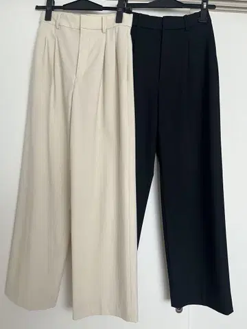 유니클로 턱 와이드 팬츠 XS 크림 블랙