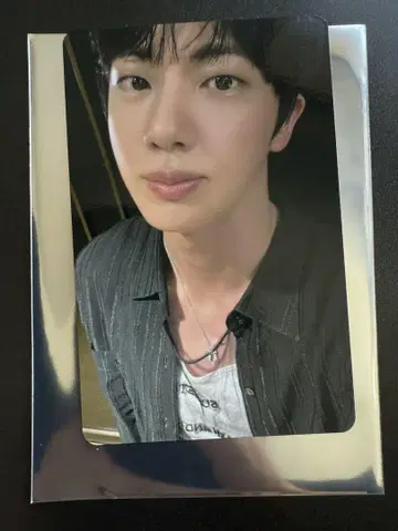 BTS 진 RUNSEOKJIN 회장에서 한정판 라키드로 트레이딩 카드