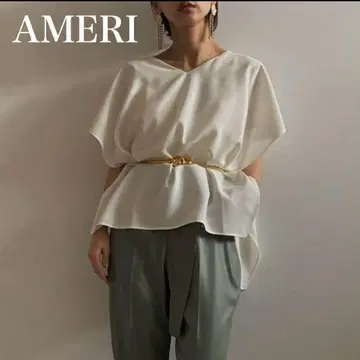 AMERI 화이트 상의