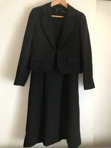 라핀 MICHEL KLEIN 상복 블랙 스커트 수트 사이즈 7
