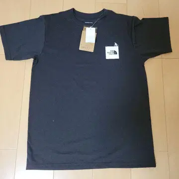THE NORTH FACE 블랙 티셔츠 미사용