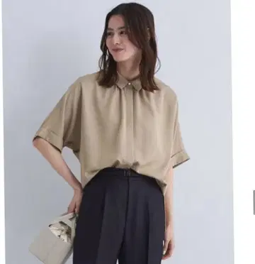 그린 라벨 릴랙싱 카라 부착 와이드 슬리브 셔츠 -접촉 냉감-