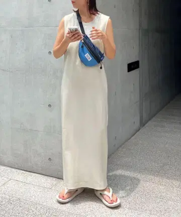 feepur 페퓨르 U넥 내로우 원피스 아이보리 M 사이즈