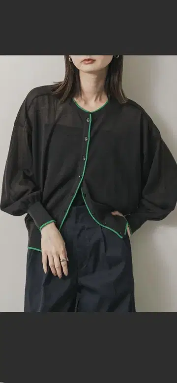 어반 리서치 시어 볼륨 슬리브 가디건
