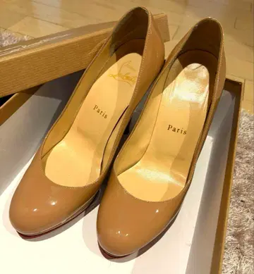 크리스찬루부탱 펌프스