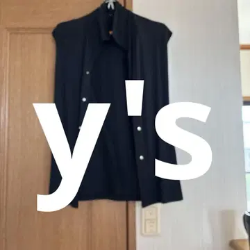 Y's 블랙 슬리브리스 셔츠