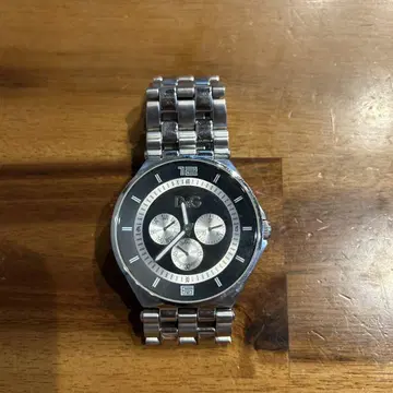 D&G 실버 아날로그 크로노그래프 손목시계