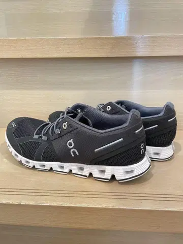On 러닝화 블랙