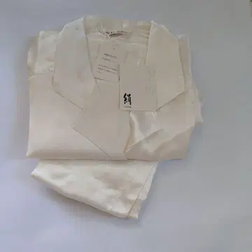 PLAYBIRD 실크 100% 파자마
