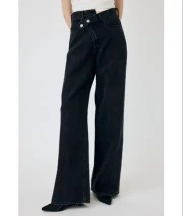 MOUSSY 크로스 허리 와이드 스트레이트 데님