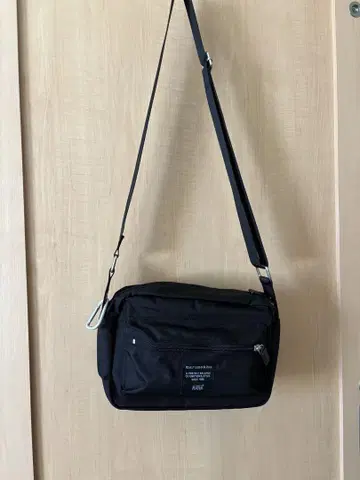 마리메꼬 숄더 백 미사용
