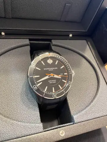 주말 세일 Baume & Mercier 자동 시계 블랙 클리프톤